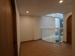 Giếng trời thả đèn – Khi ánh sáng trở thành ngôn ngữ của không gian