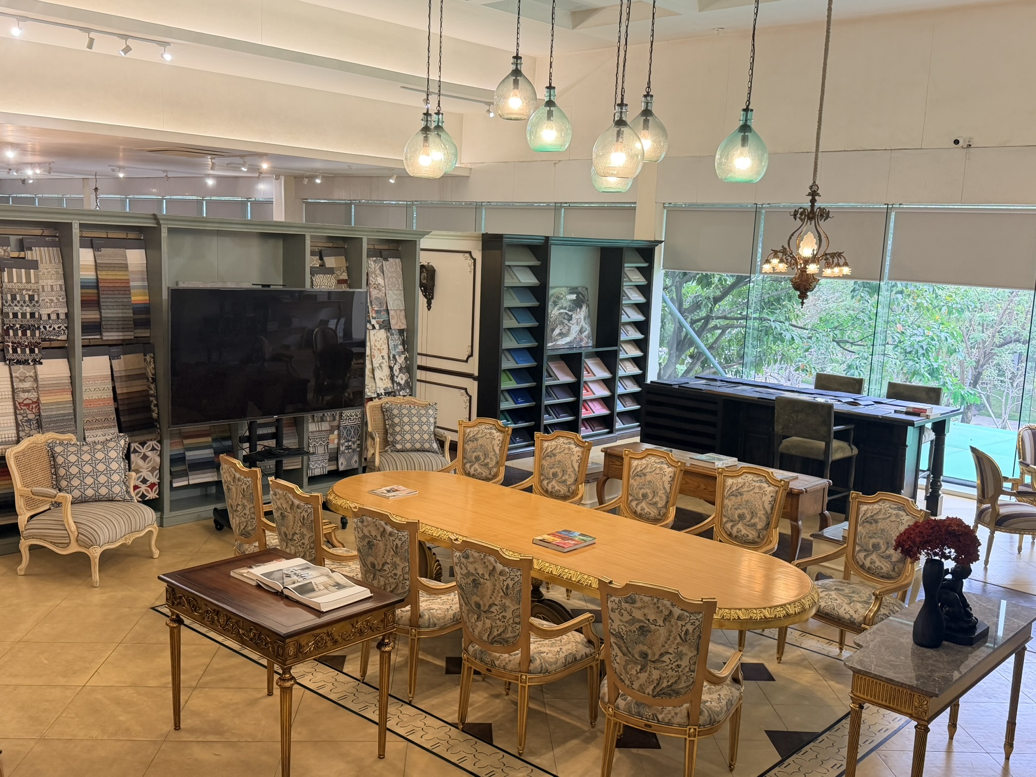 Không gian gặp gỡ - Nền tảng cho những cuộc trao đổi hiệu quả tạiLandDecor