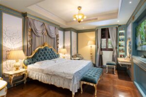 Phòng ngủ Master - “Private Suite” trong biệt thự Ý